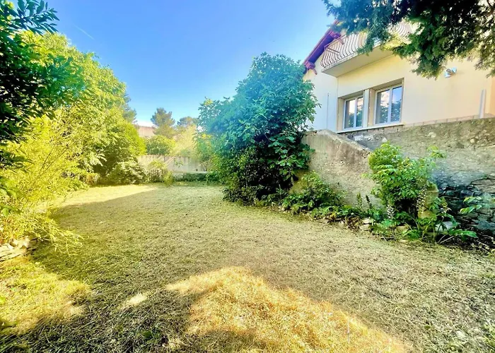 Affittacamere La Nimoise, Maison Familiale Avec Jardin 4*